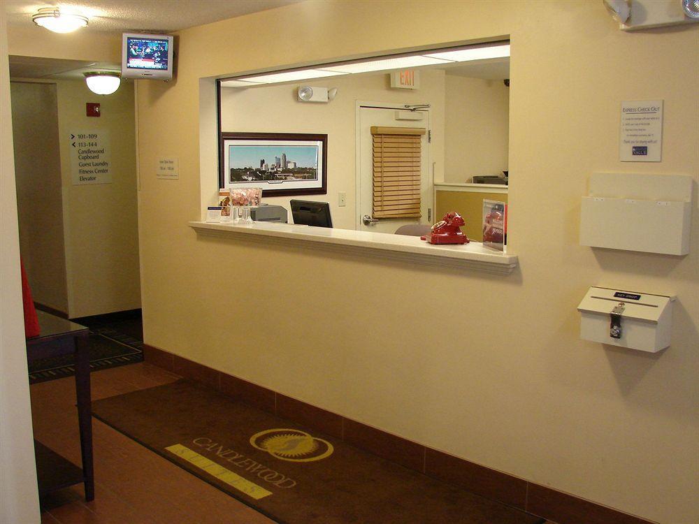 Candlewood Suites Raleigh Crabtree By Ihg Buitenkant foto