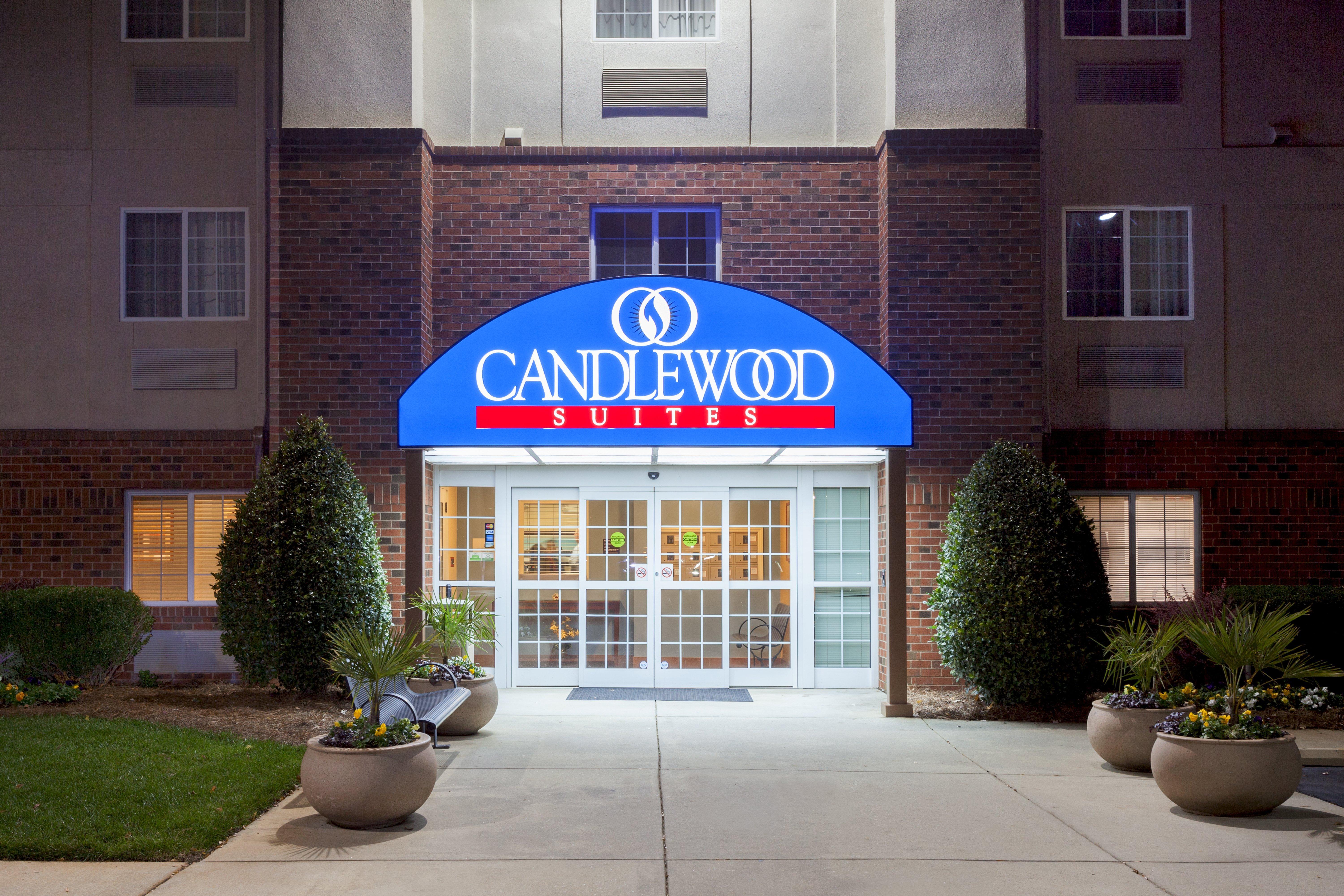 Candlewood Suites Raleigh Crabtree By Ihg Buitenkant foto