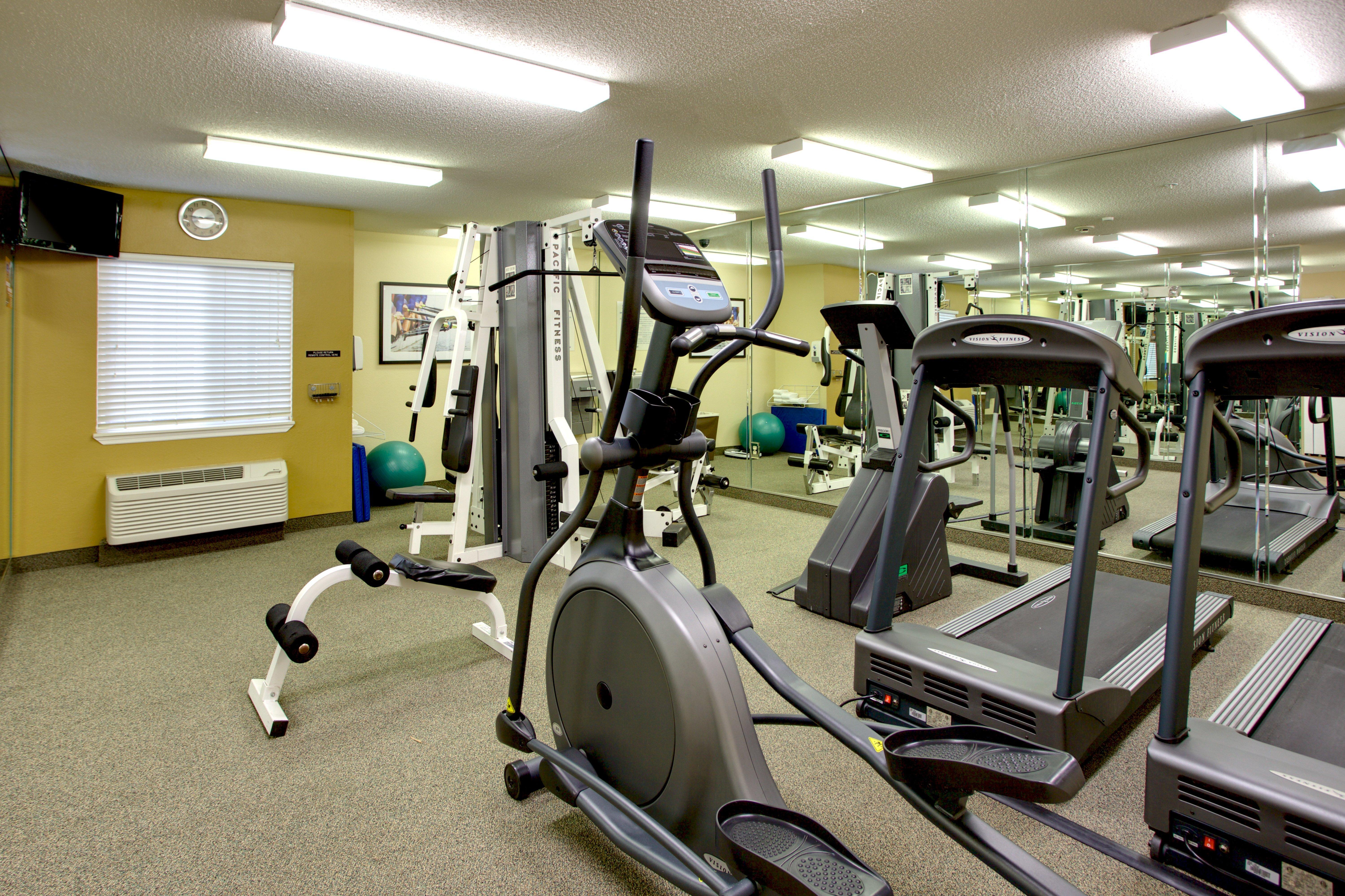 Candlewood Suites Raleigh Crabtree By Ihg Buitenkant foto