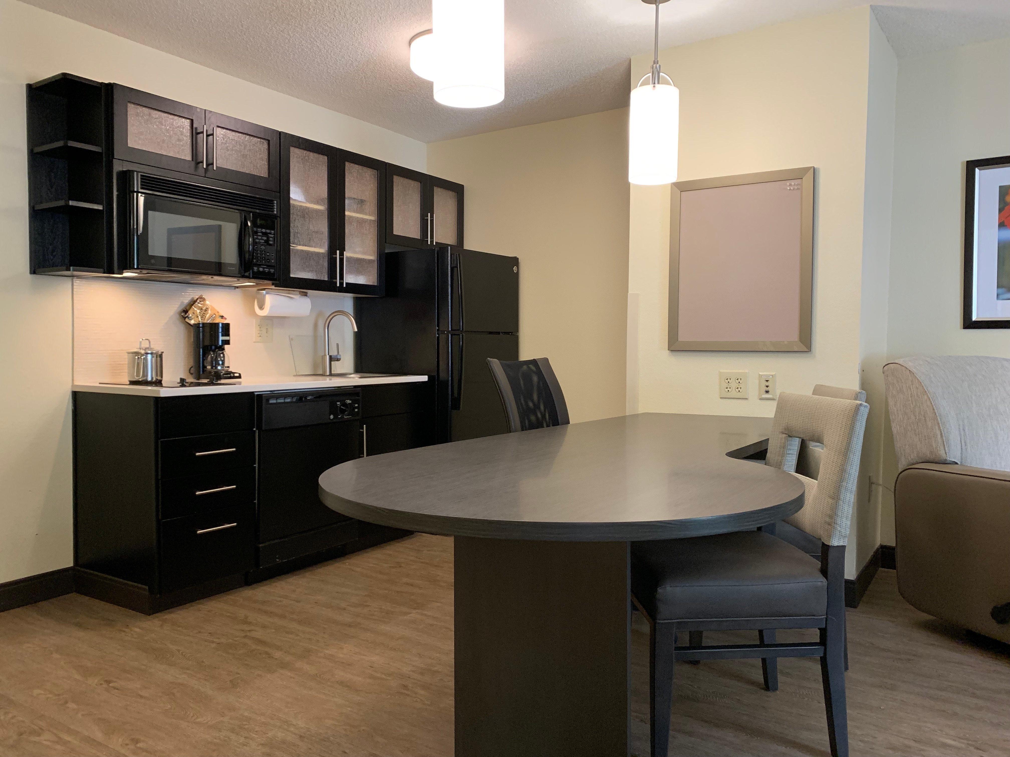 Candlewood Suites Raleigh Crabtree By Ihg Buitenkant foto