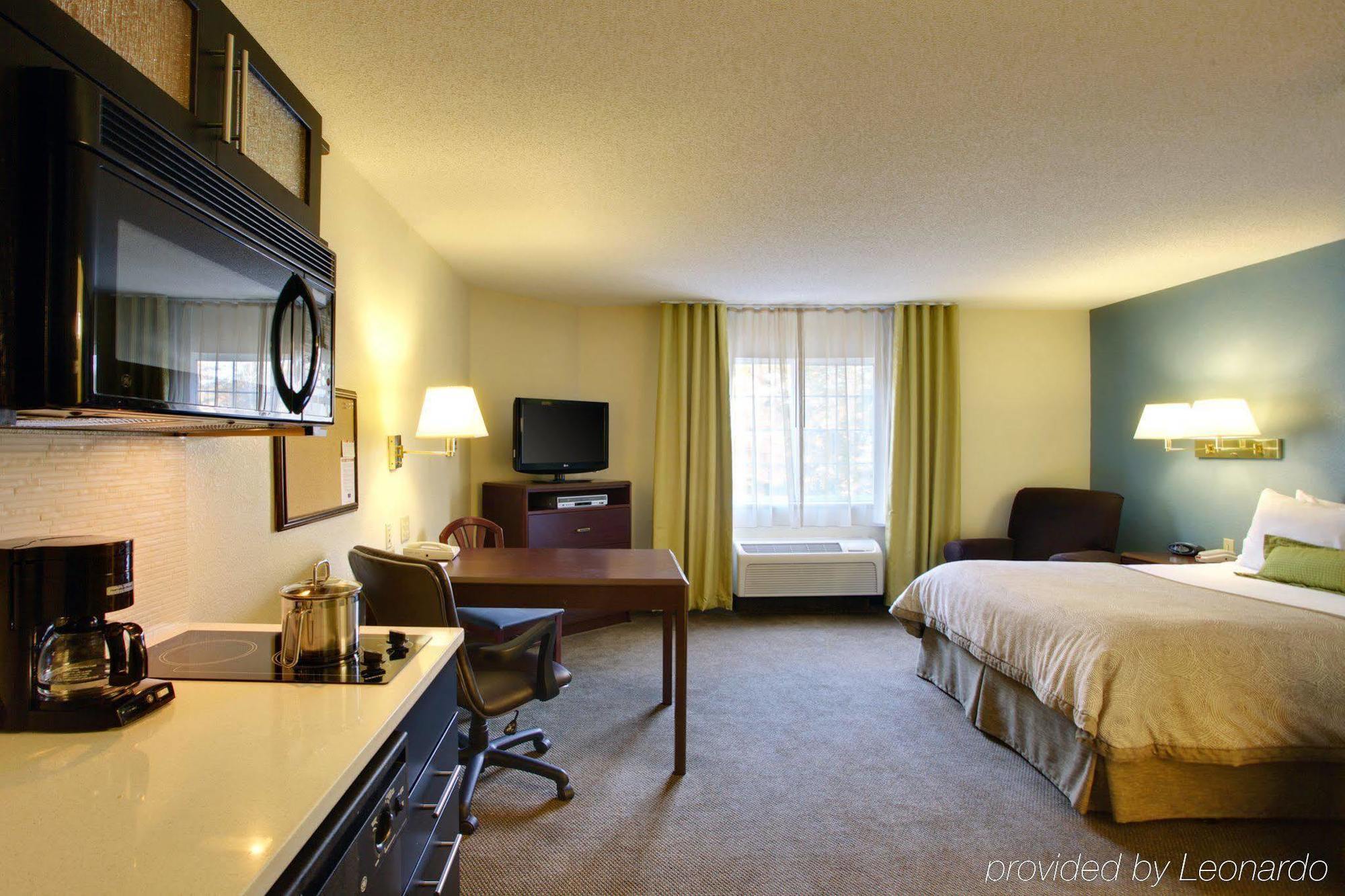 Candlewood Suites Raleigh Crabtree By Ihg Buitenkant foto