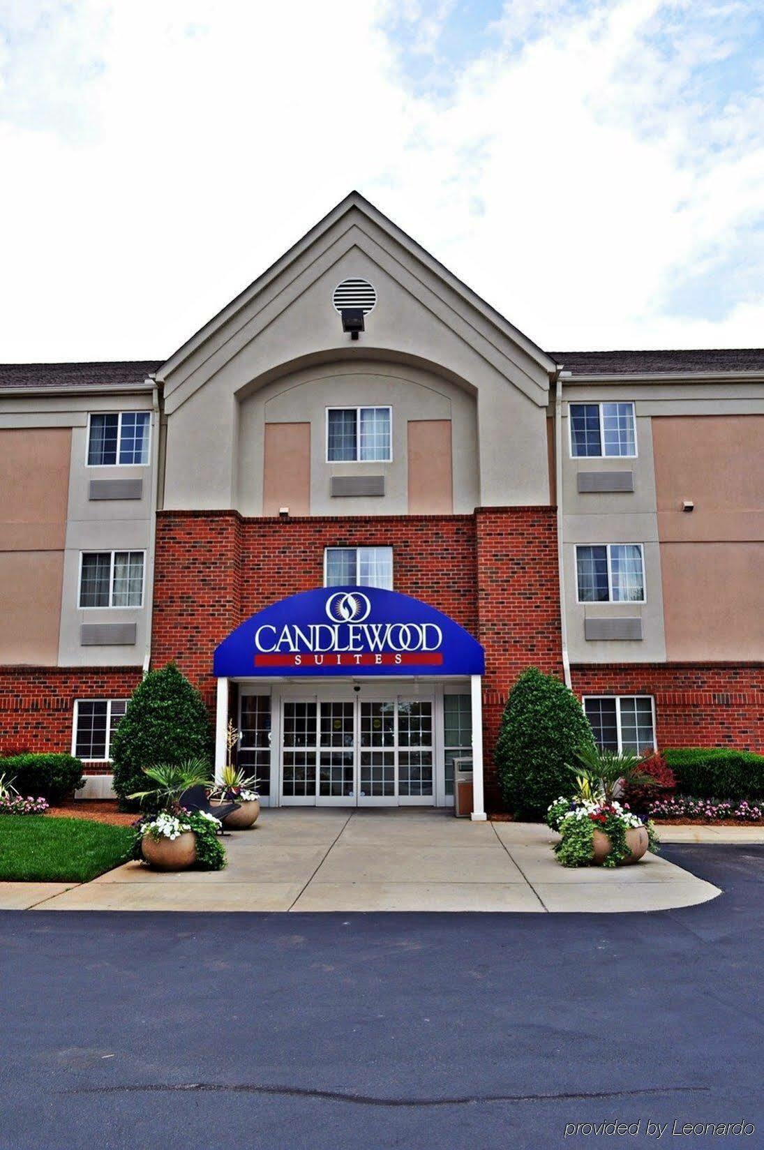 Candlewood Suites Raleigh Crabtree By Ihg Buitenkant foto