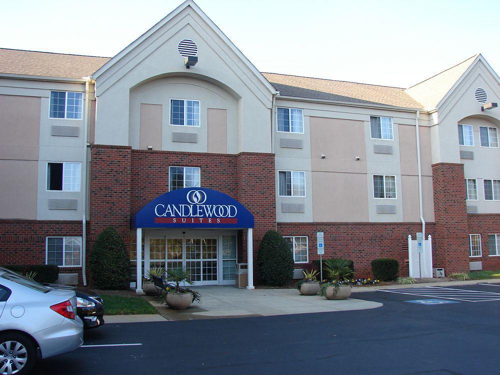 Candlewood Suites Raleigh Crabtree By Ihg Buitenkant foto