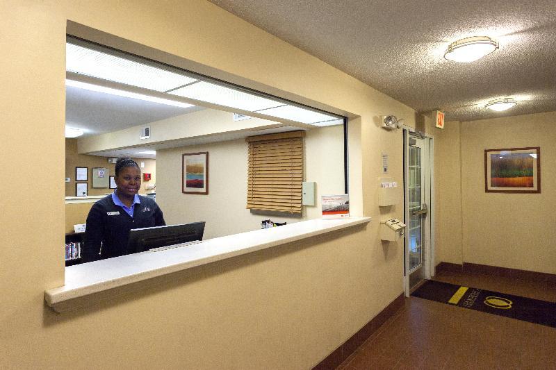 Candlewood Suites Raleigh Crabtree By Ihg Buitenkant foto